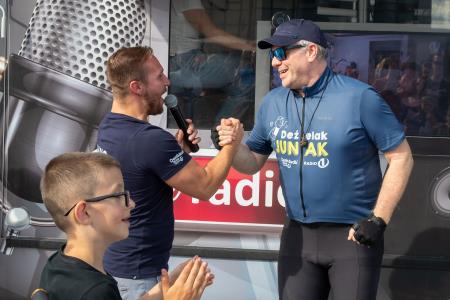 Deželak junak v Postojni (21)